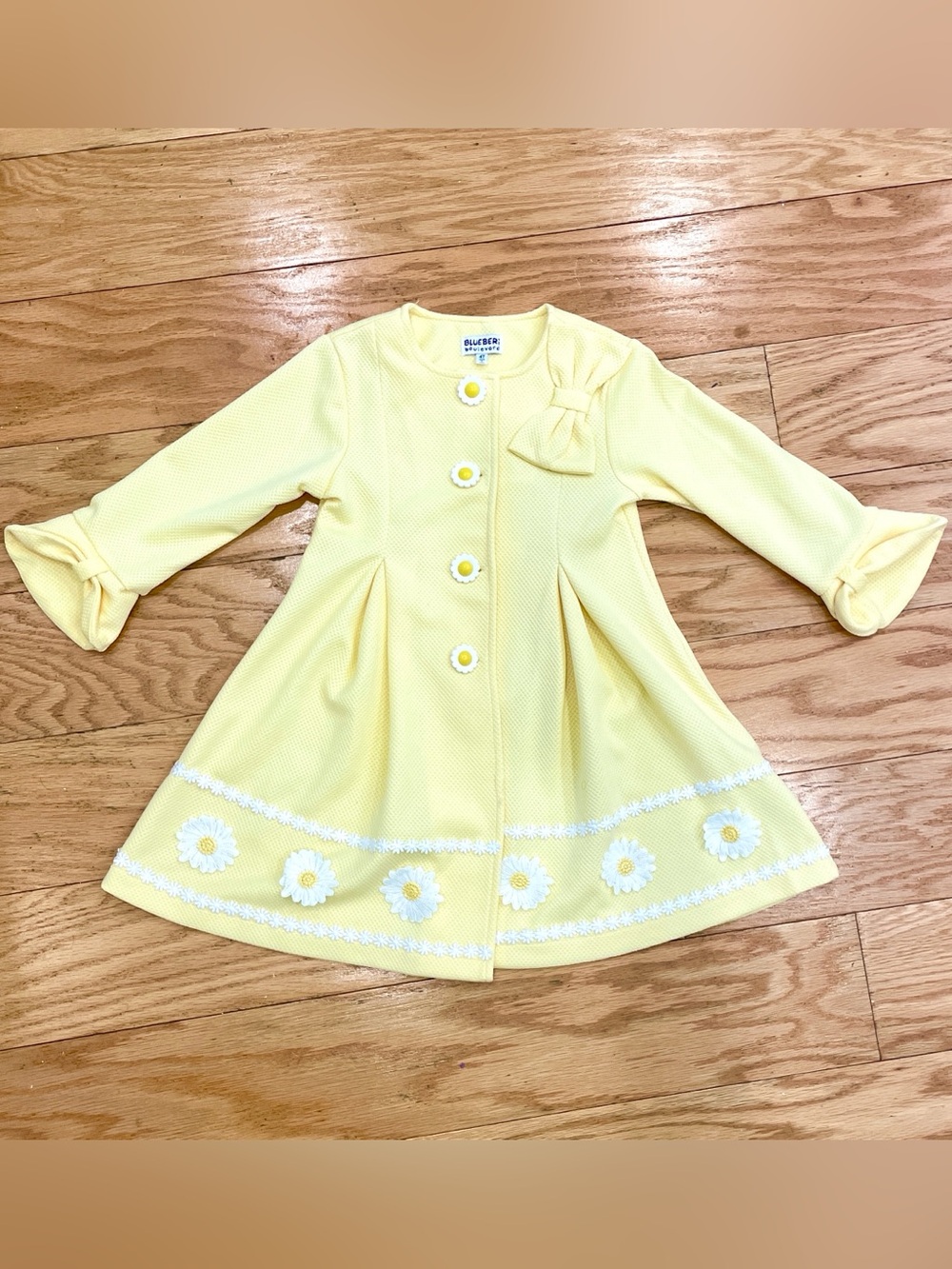Girls' Embroidered Crepe Daisy Coat With Bow Detail
